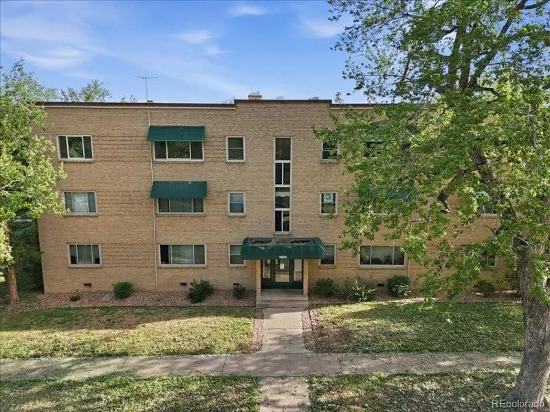 2100 N Franklin Street #21 Denver CO 80205 MLS #REC6302371 06092026152157 800 20