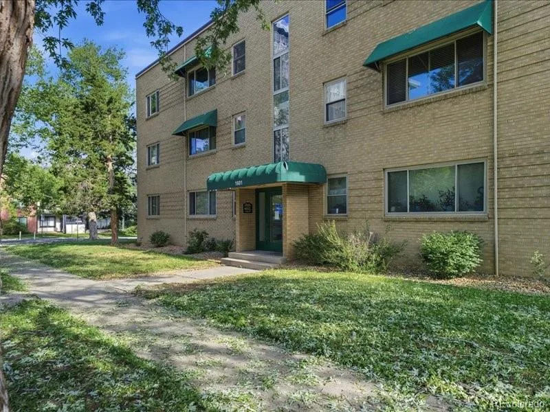 2100 N Franklin Street #21 Denver CO 80205 MLS #REC6302371 06092026152157 800 25