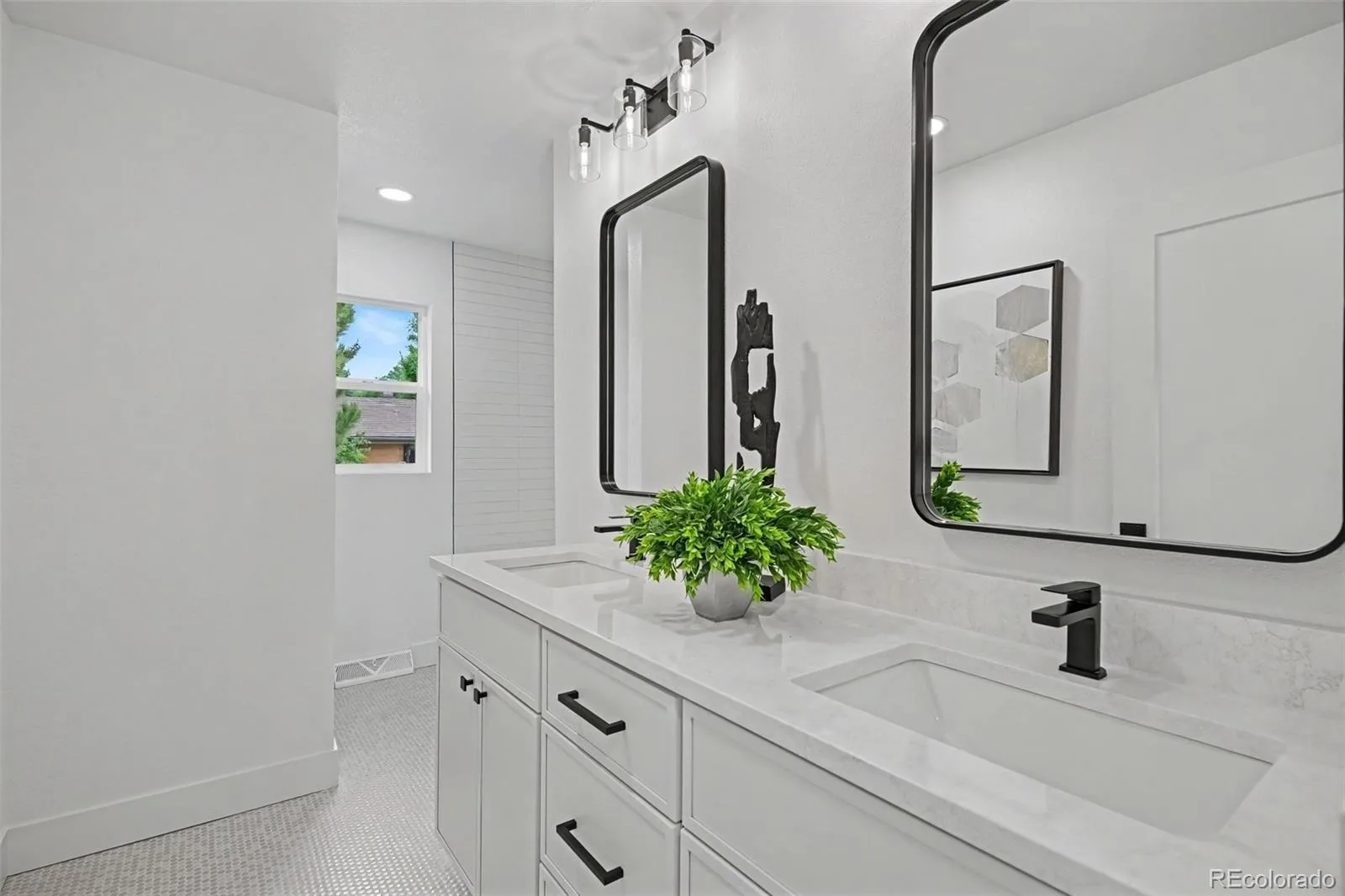 6700 E Mansfield Avenue Denver CO 80237 | MLS #REC6302550 09242026063652 1600 10