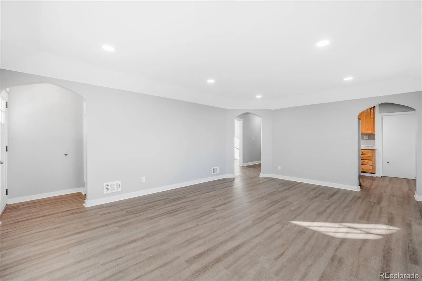 1187 Syracuse Street Denver CO 80220 MLS #REC6303196 04222026230413 1600 2