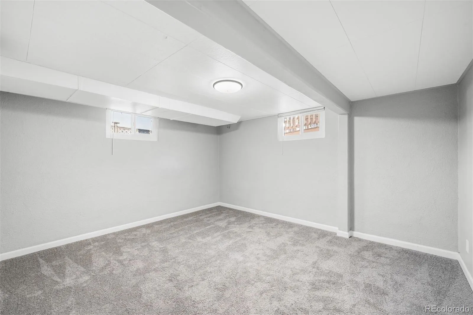 1187 Syracuse Street Denver CO 80220 MLS #REC6303196 04222026230413 1600 23