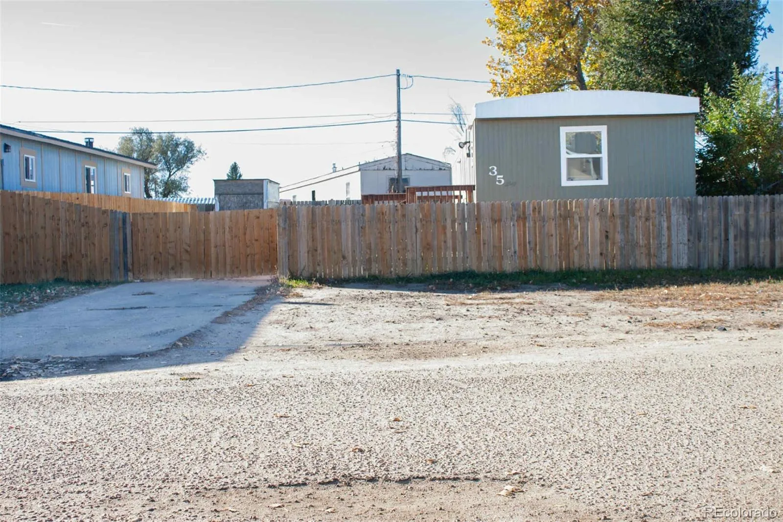 35 Royal M H Park #35 Byers CO 80103 | MLS #REC6303489 05202026001115 1600 25