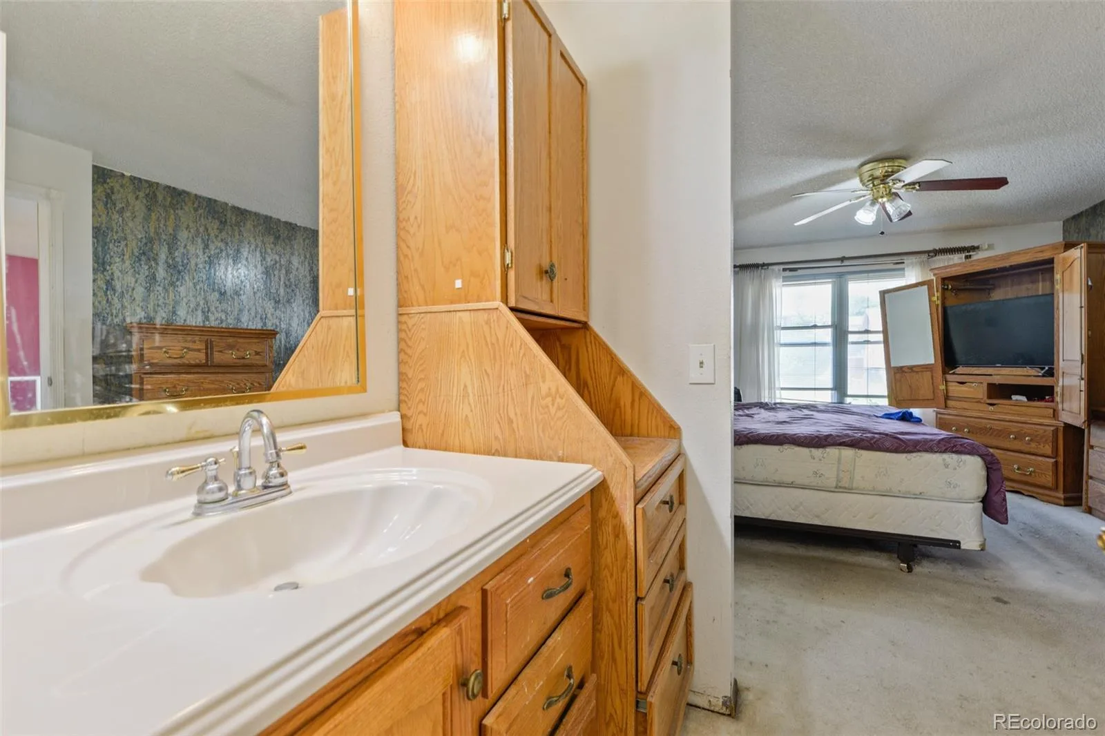 5040 Uvalda Street Denver CO 80239 | MLS #REC6304016 07232026231538 1600 18