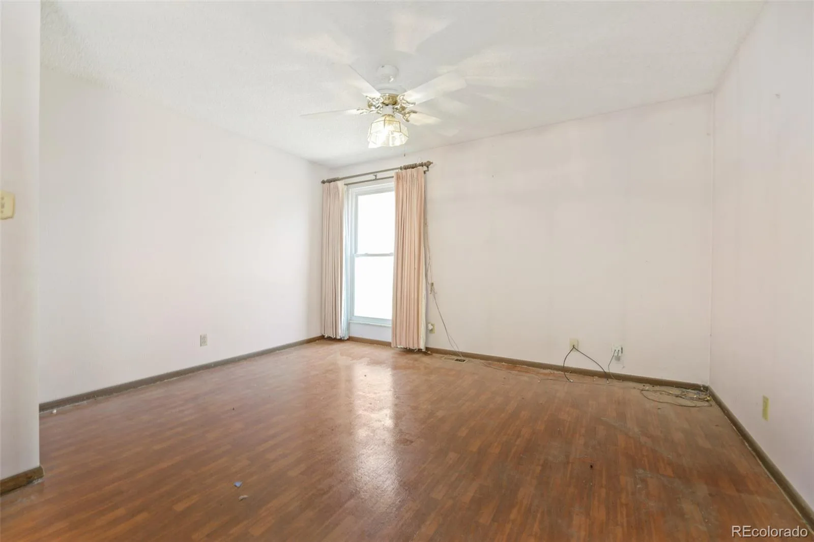 5040 Uvalda Street Denver CO 80239 | MLS #REC6304016 07232026231538 1600 19