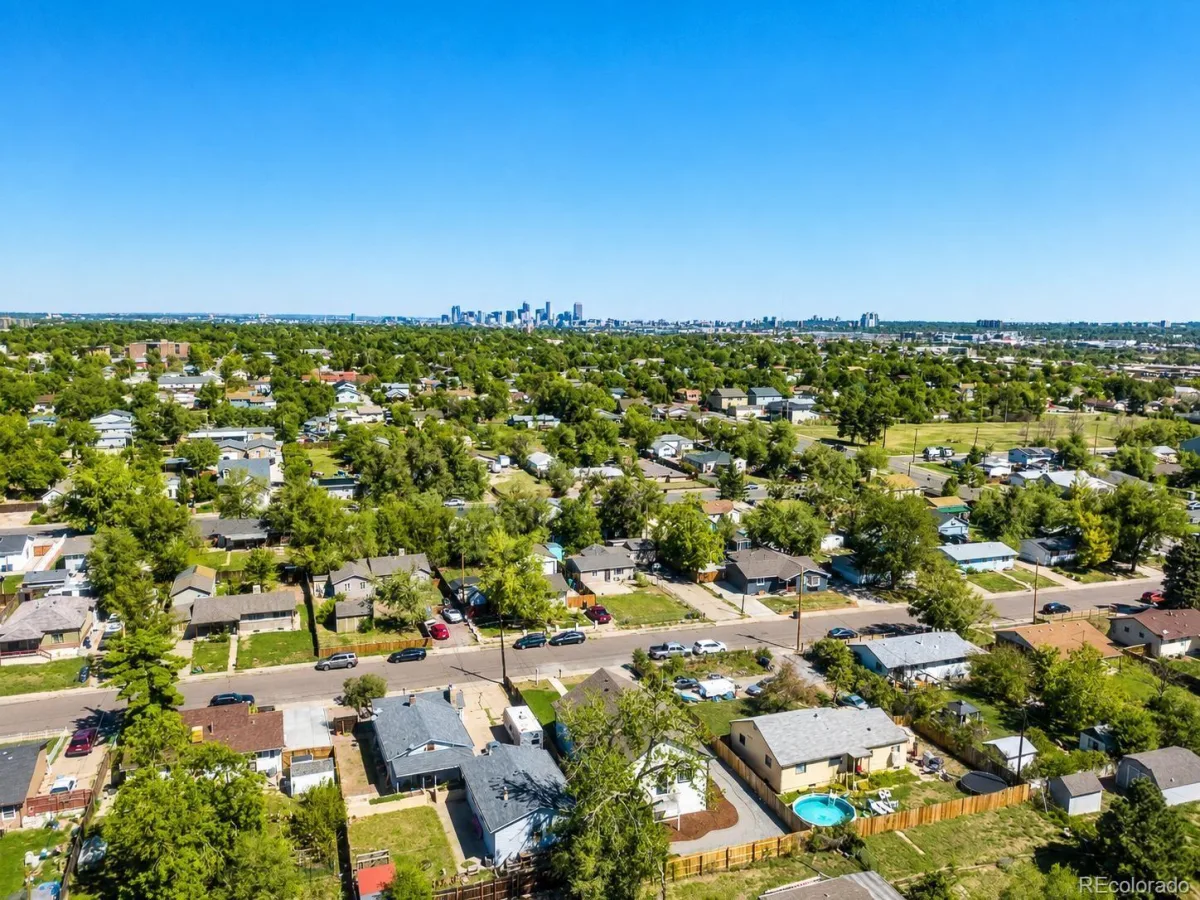 2516 W Hillside Avenue Denver CO 80219 | MLS #REC6305958 10092026044612 1200 23