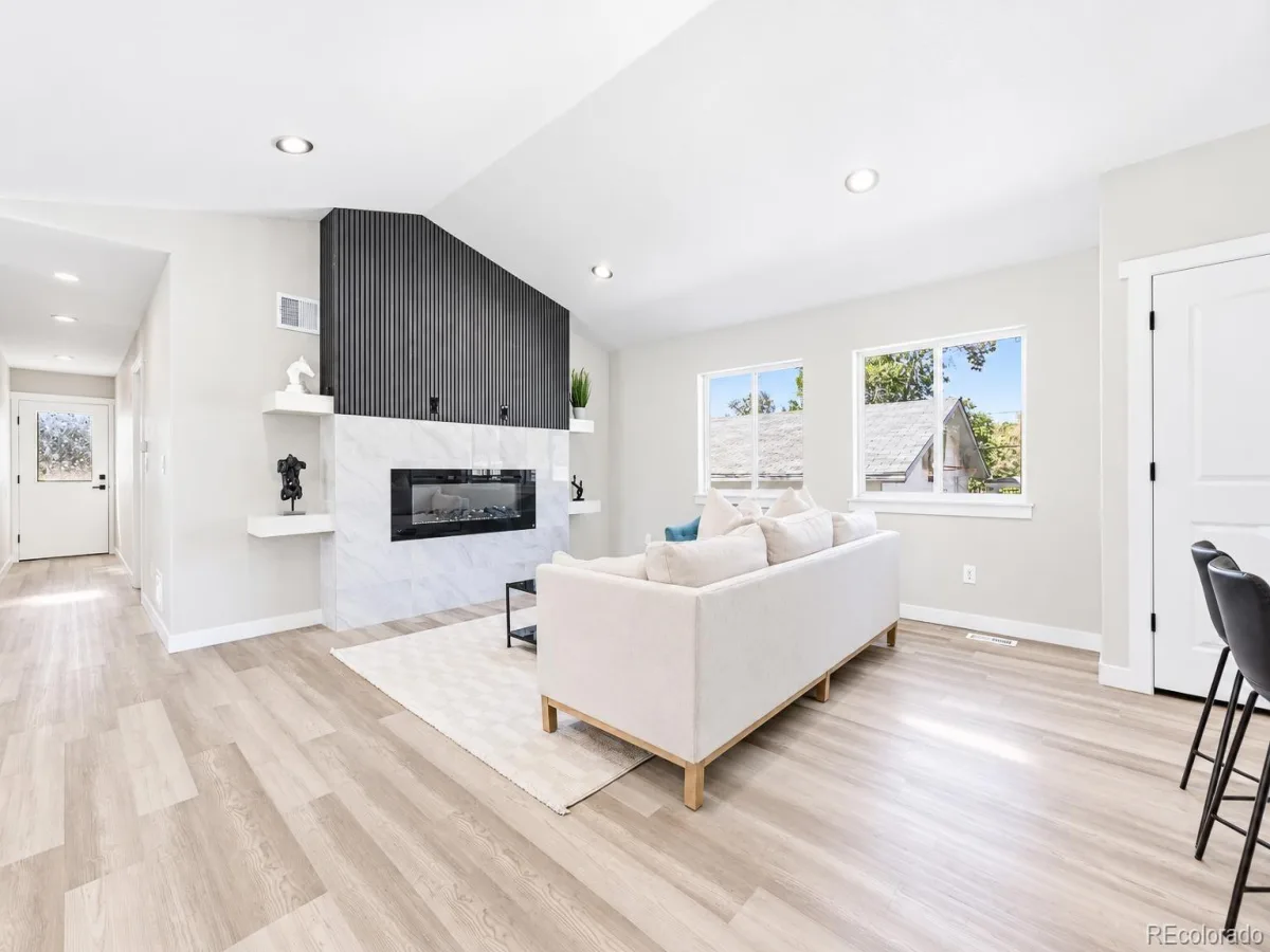 2516 W Hillside Avenue Denver CO 80219 | MLS #REC6305958 10092026044612 1200 4