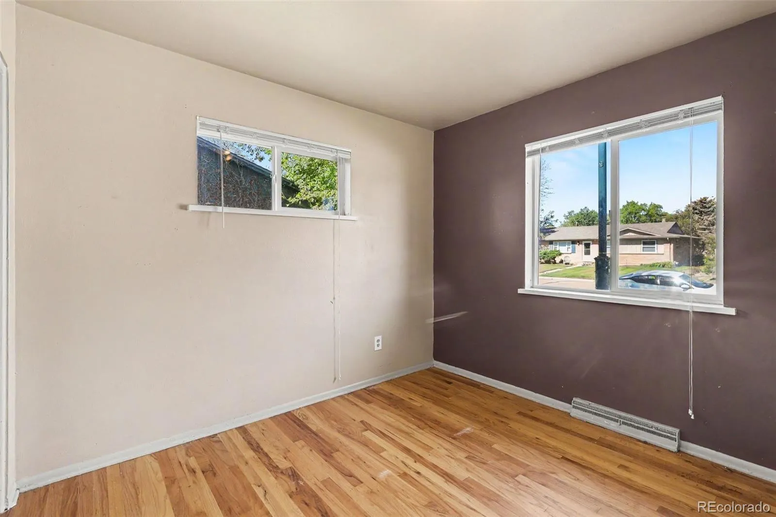 958 S Jasmine Street Denver CO 80224 MLS #REC6306934 05142026075317 1600 10