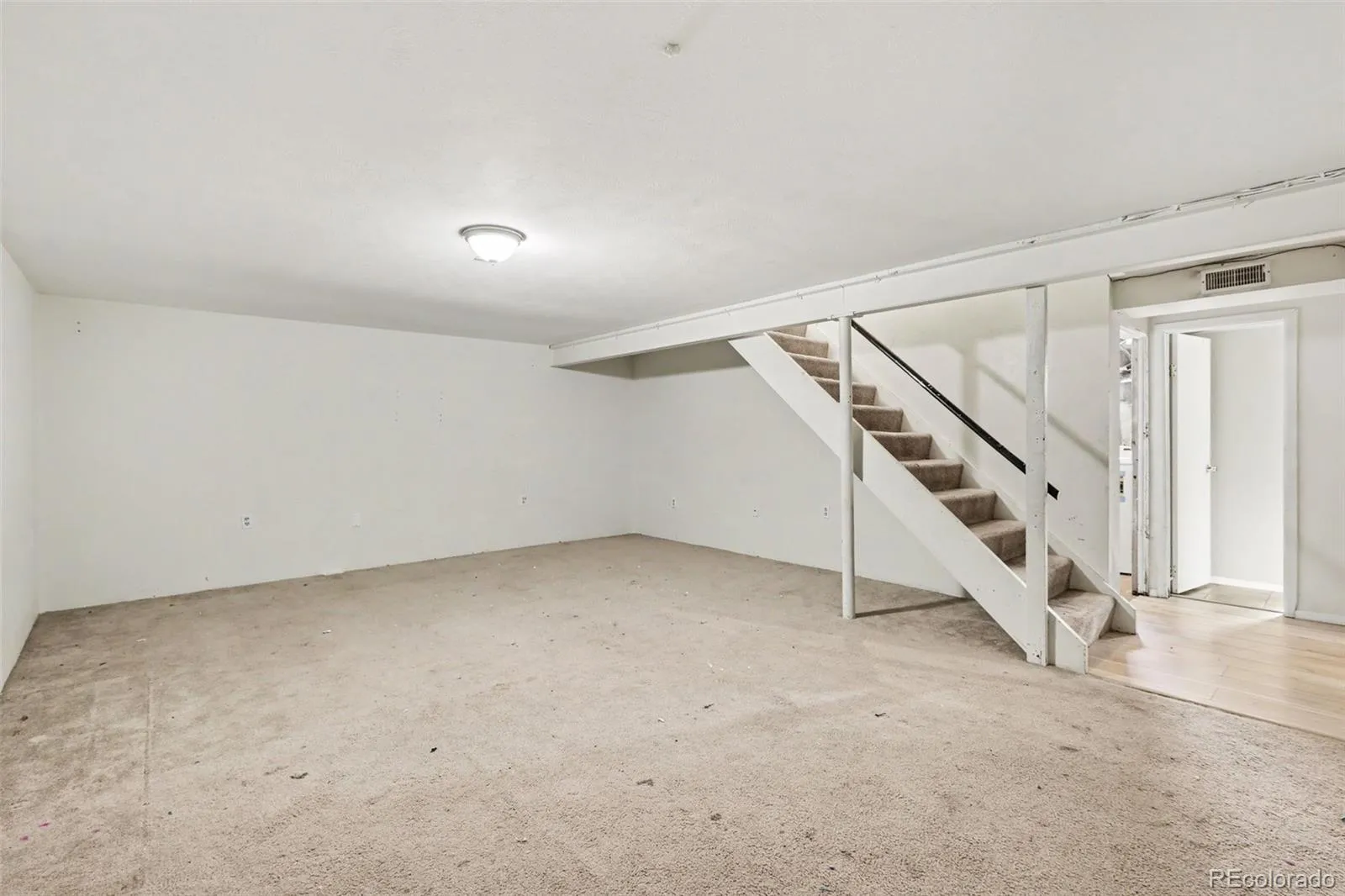 958 S Jasmine Street Denver CO 80224 MLS #REC6306934 05142026075317 1600 14
