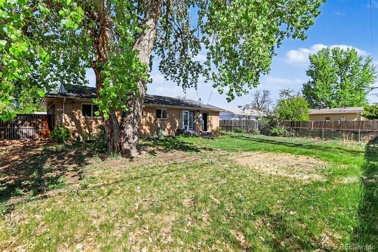 958 S Jasmine Street Denver CO 80224 MLS #REC6306934 05142026075317 1600 19