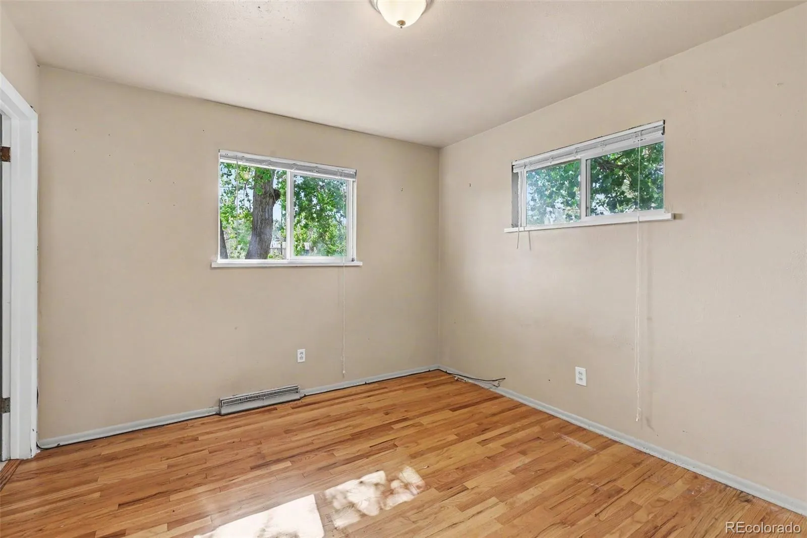 958 S Jasmine Street Denver CO 80224 MLS #REC6306934 05142026075317 1600 9