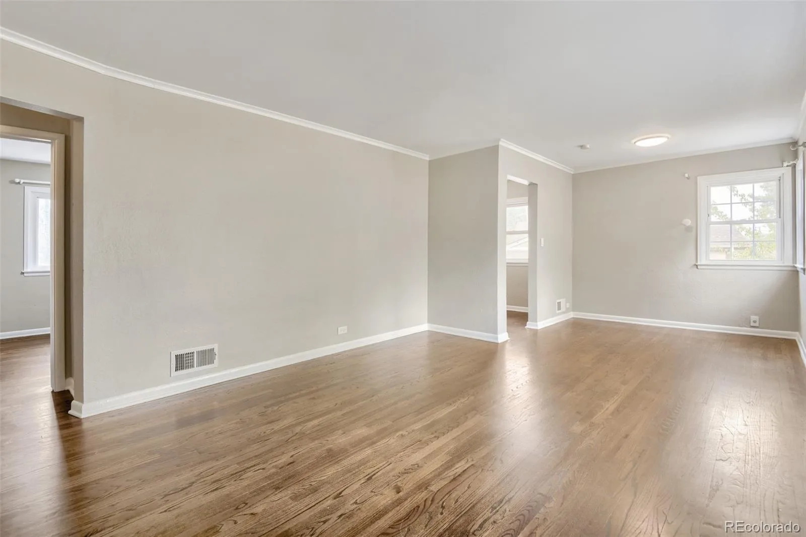 1704 W Crestline Avenue Littleton CO 80120 | MLS #REC6307521 08062026155837 1600 11