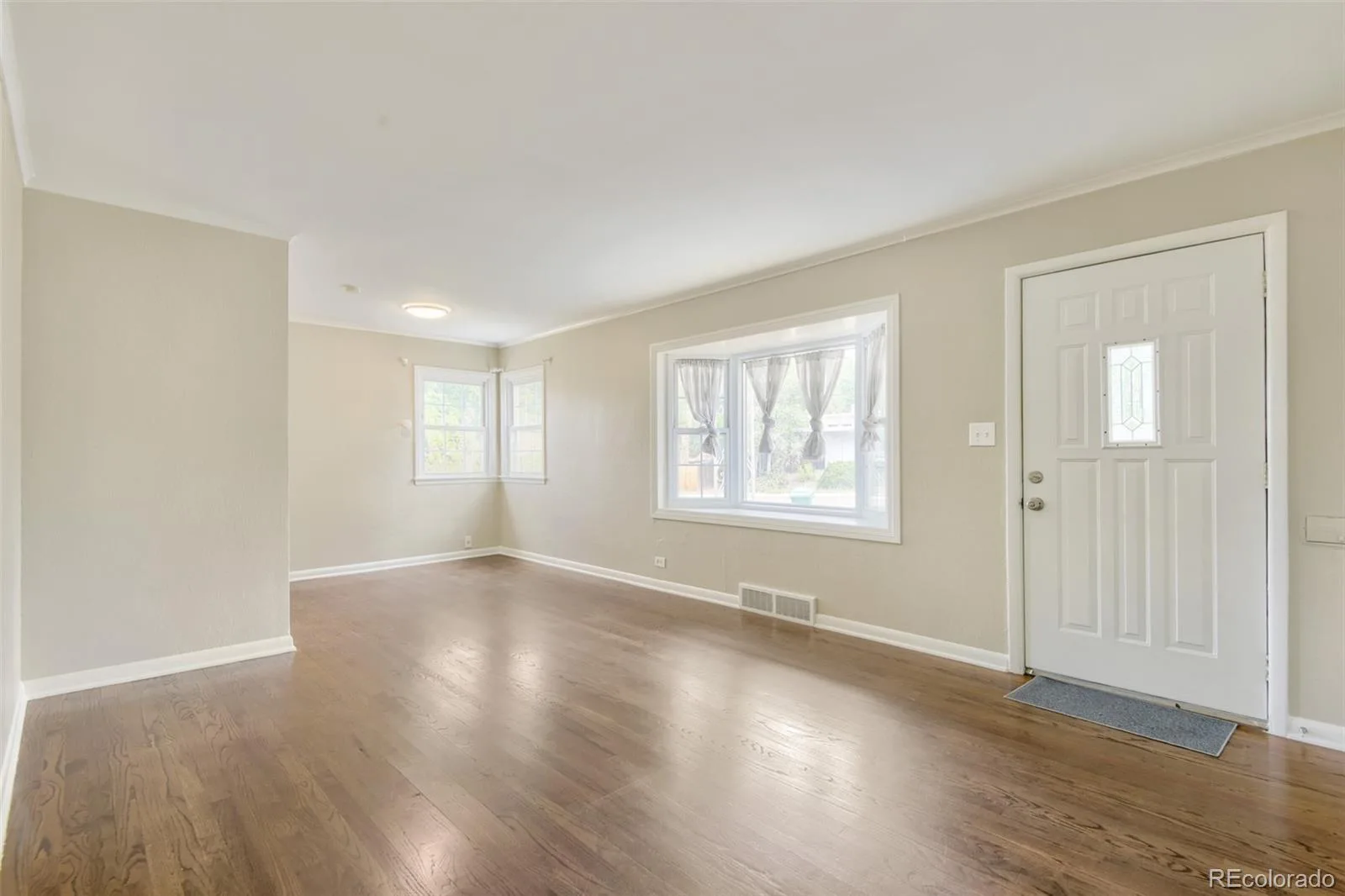 1704 W Crestline Avenue Littleton CO 80120 | MLS #REC6307521 08062026155837 1600 12