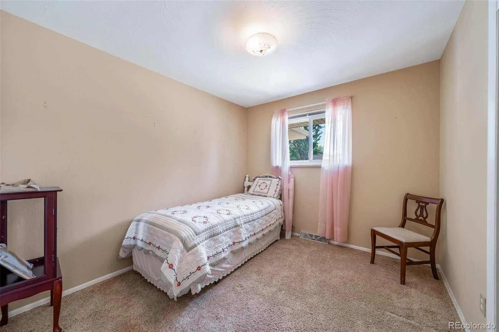 380 S Uvalda Street Aurora CO 80012 | MLS #REC6311628 07182026173410 1600 24