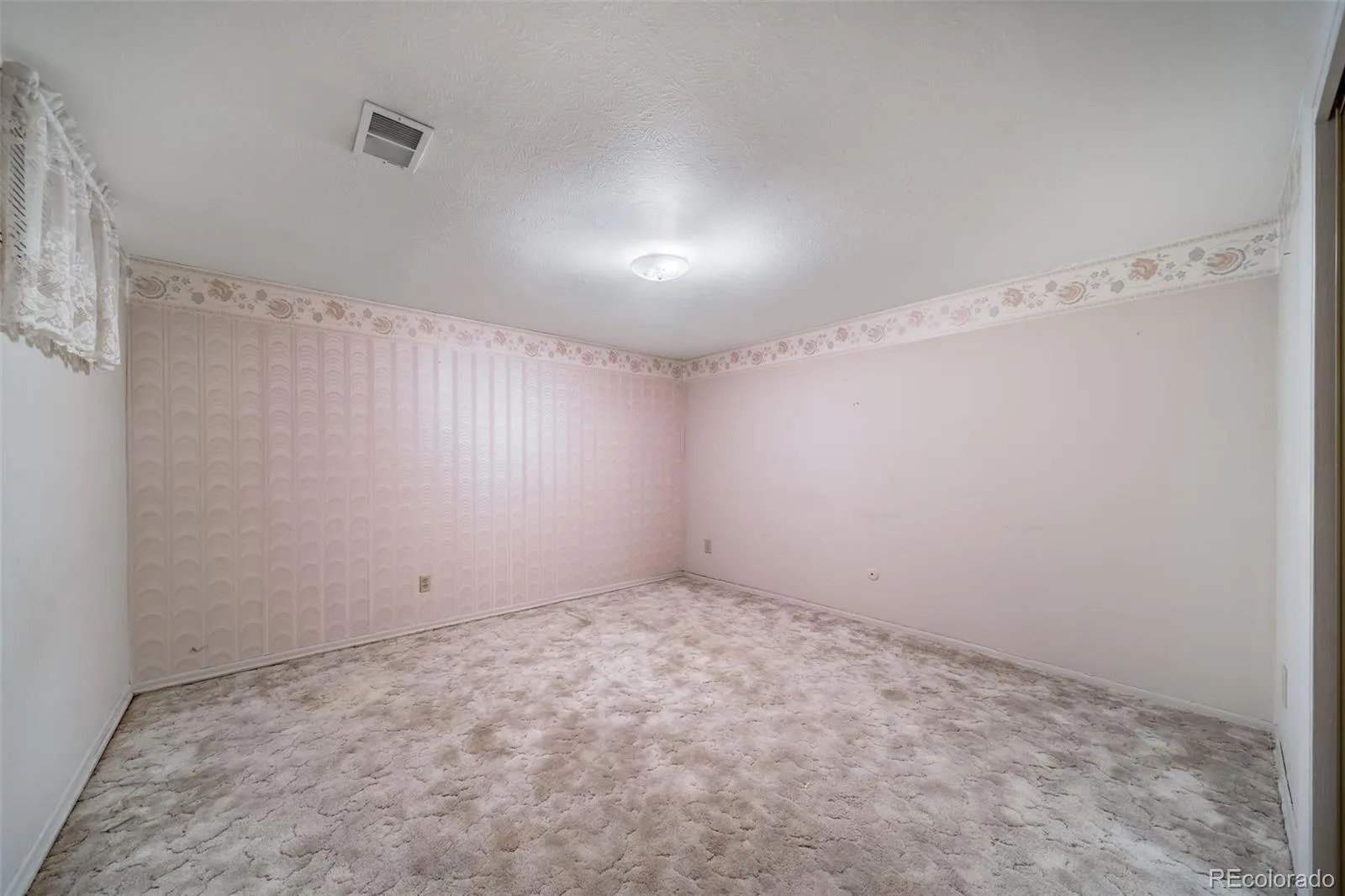 380 S Uvalda Street Aurora CO 80012 | MLS #REC6311628 07182026173410 1600 28