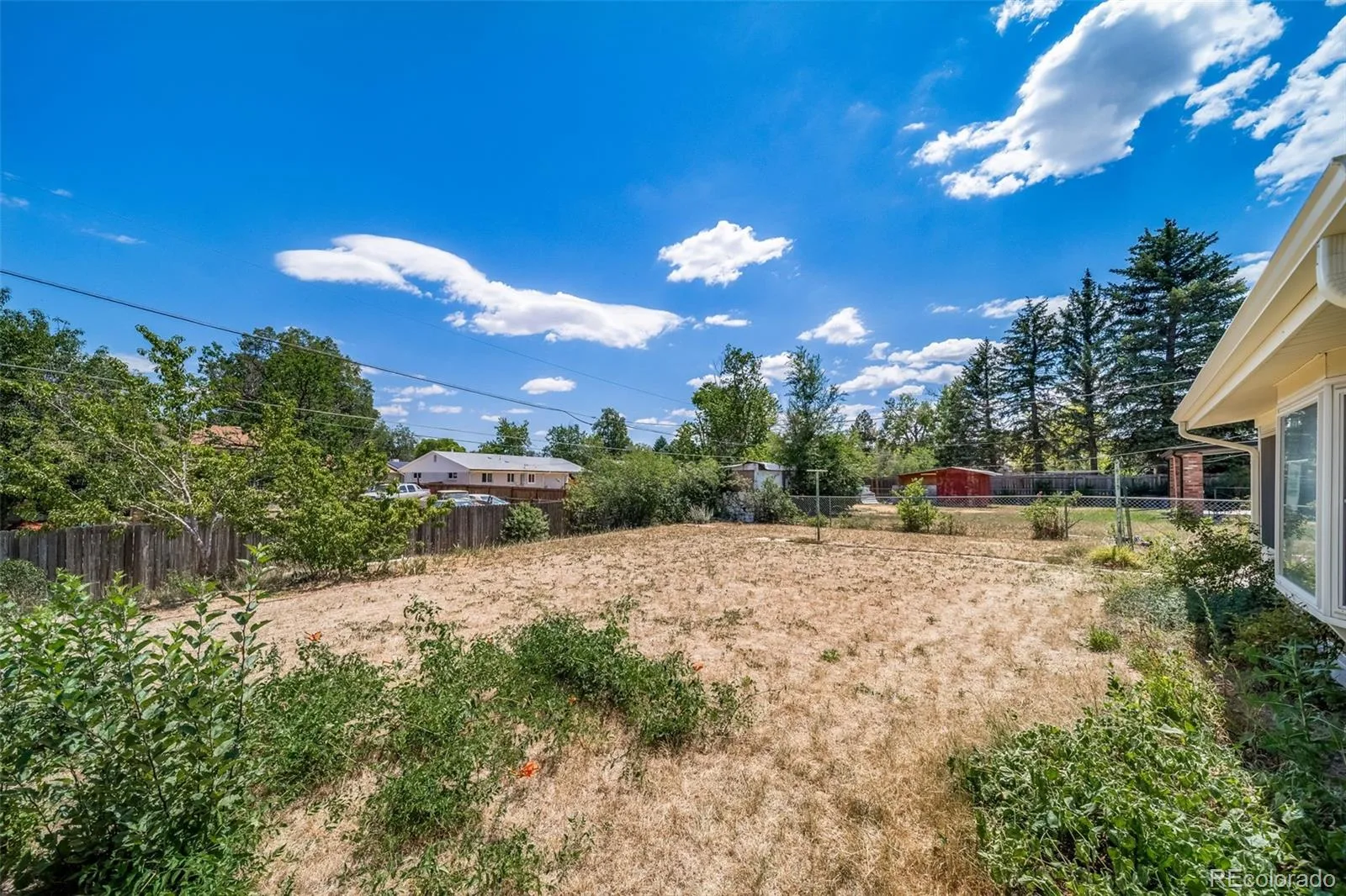 380 S Uvalda Street Aurora CO 80012 | MLS #REC6311628 07182026173410 1600 32