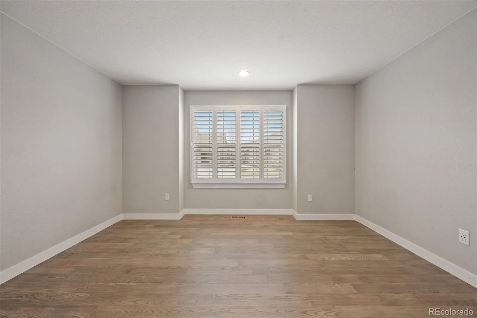 11070 W 72nd Place Arvada CO 80005 MLS #REC6314187 06302026012244 1600 27