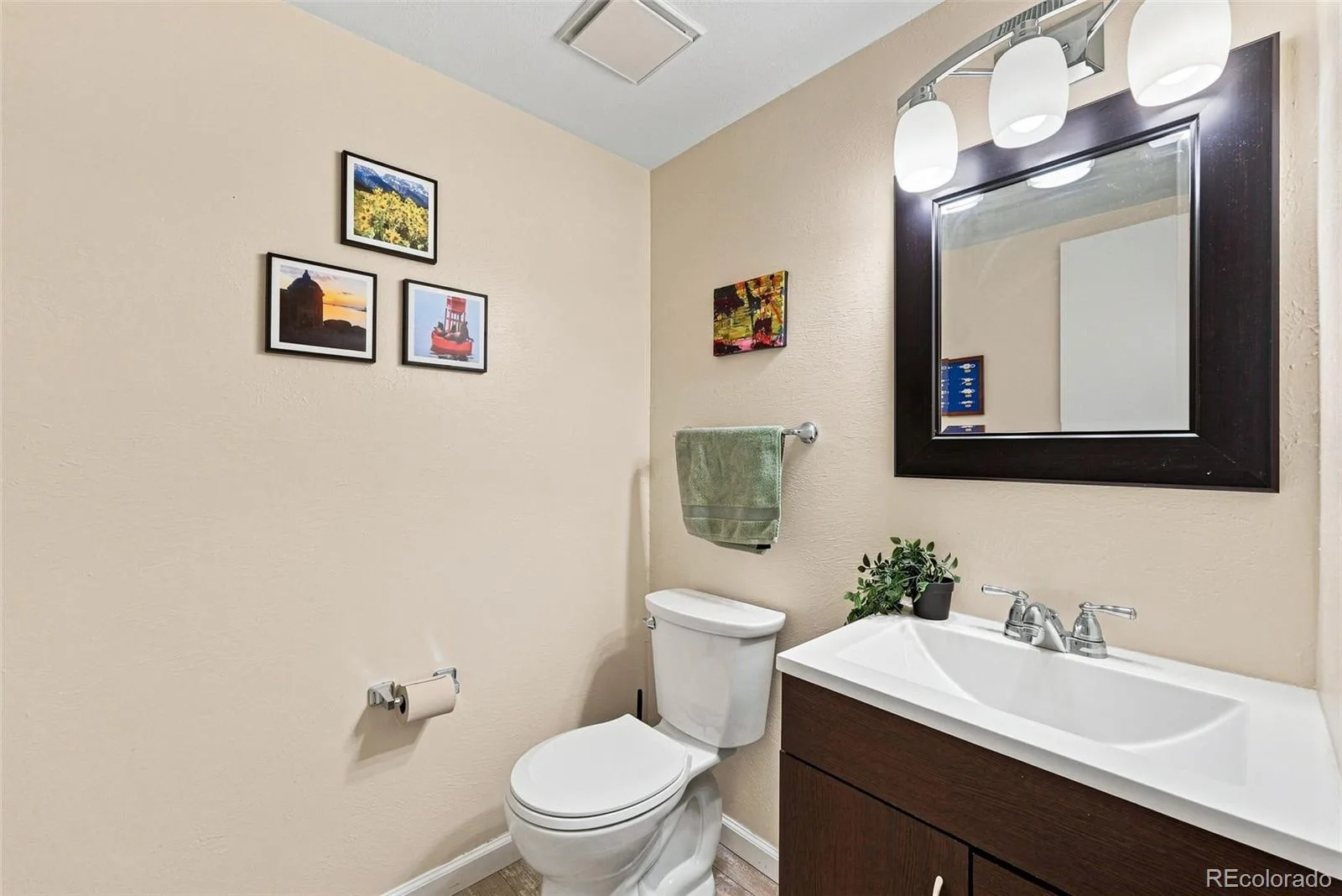 18744 E Brown Place Aurora CO 80013 | MLS #REC6314522 07312026211230 1600 20
