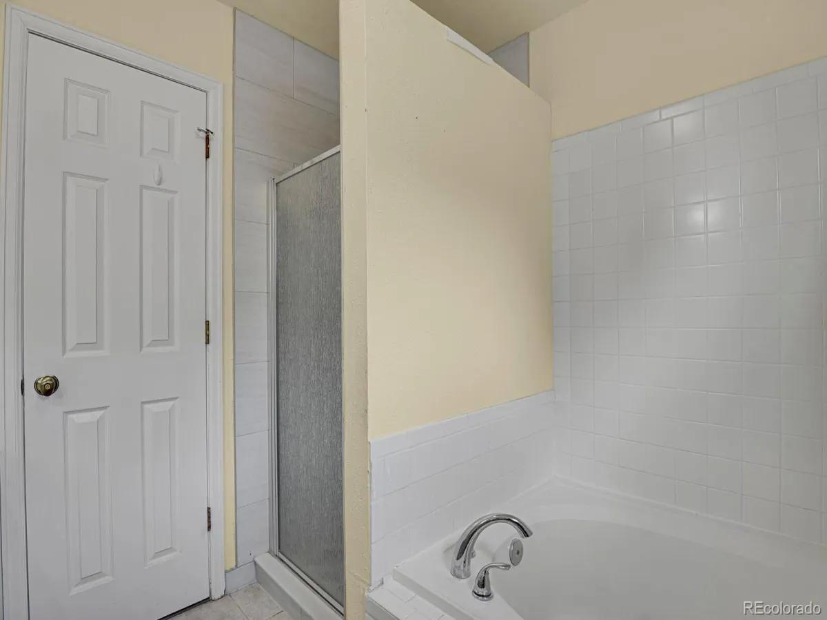 2585 S Truckee Way Aurora CO 80013 MLS #REC6316686 04152026230937 1200 14
