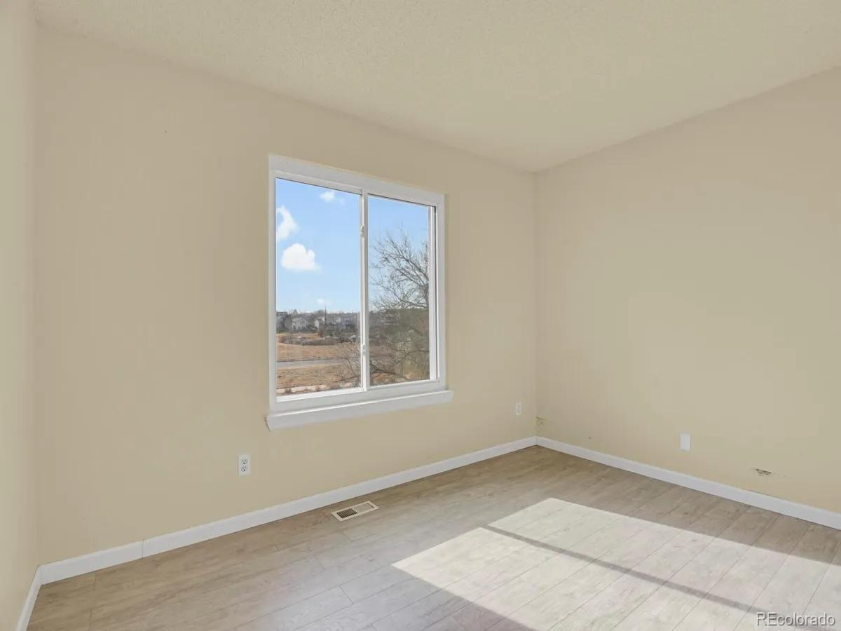 2585 S Truckee Way Aurora CO 80013 MLS #REC6316686 04152026230937 1200 15
