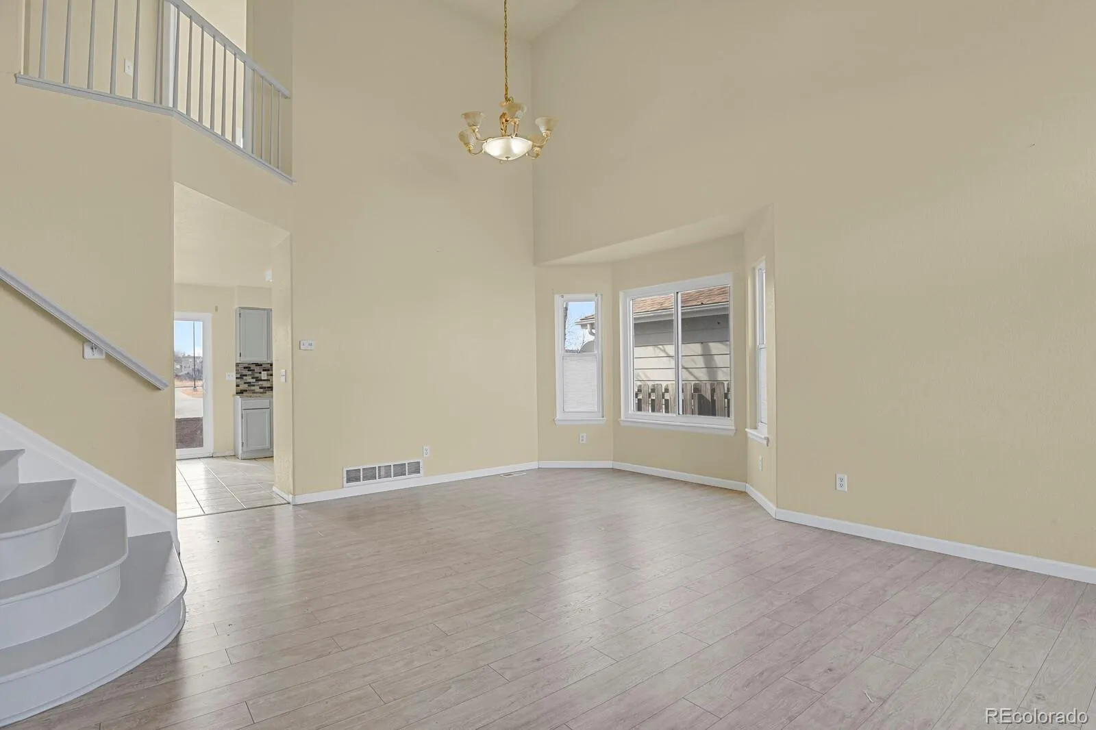 2585 S Truckee Way Aurora CO 80013 MLS #REC6316686 04152026230937 1600 1