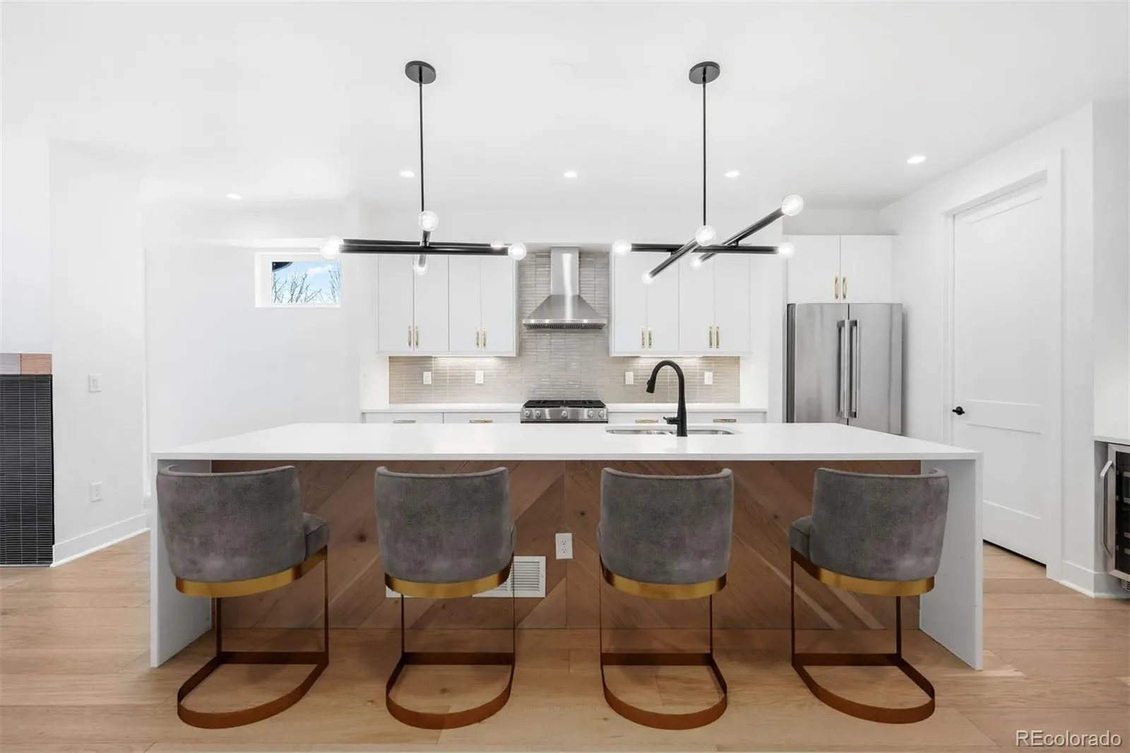 03192026182017 1600 8