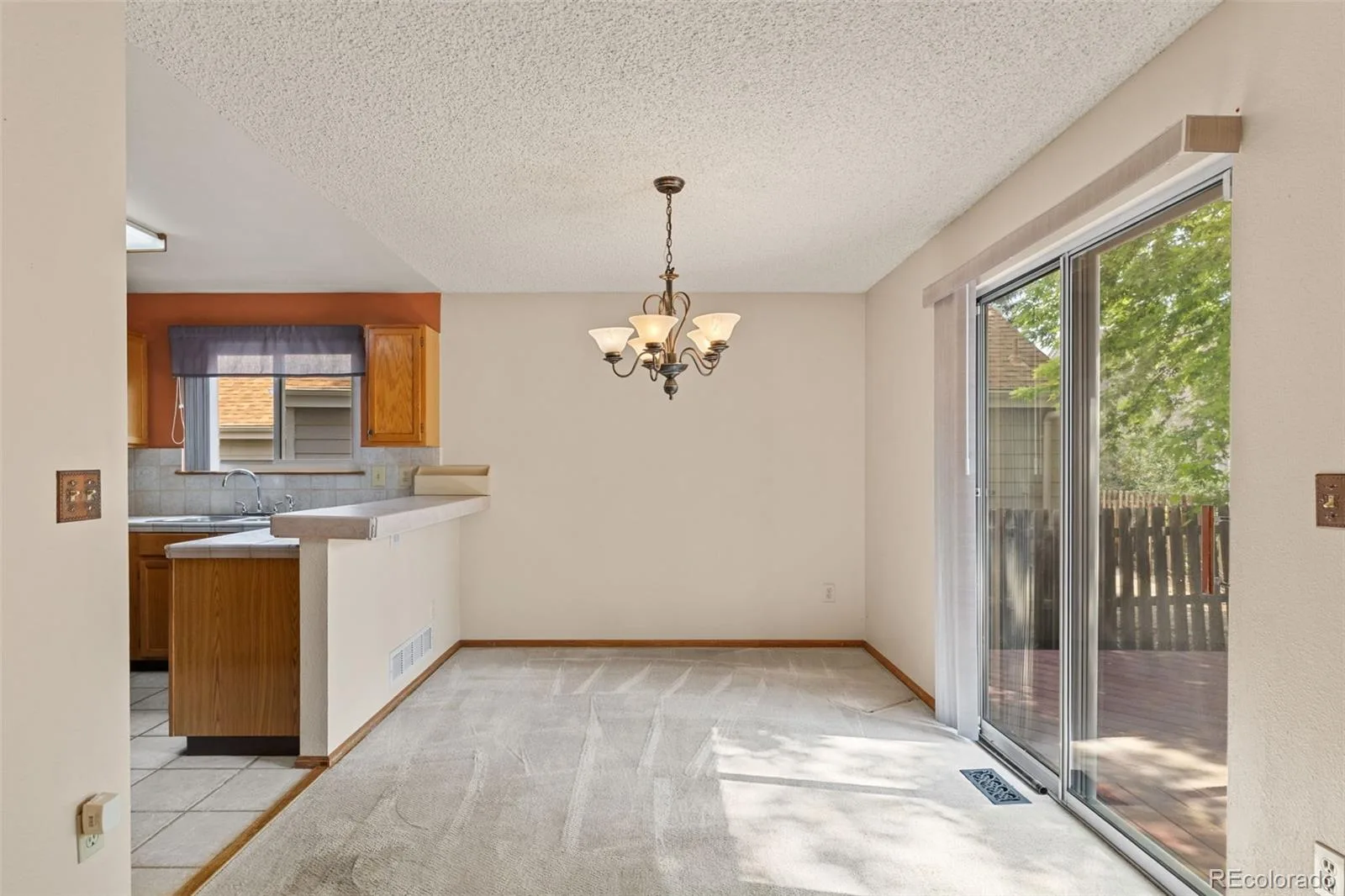 5638 S Youngfield Way Littleton CO 80127 | MLS #REC6317900 08102026182842 1600 14