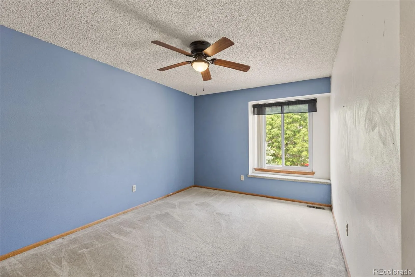 5638 S Youngfield Way Littleton CO 80127 | MLS #REC6317900 08102026182842 1600 24