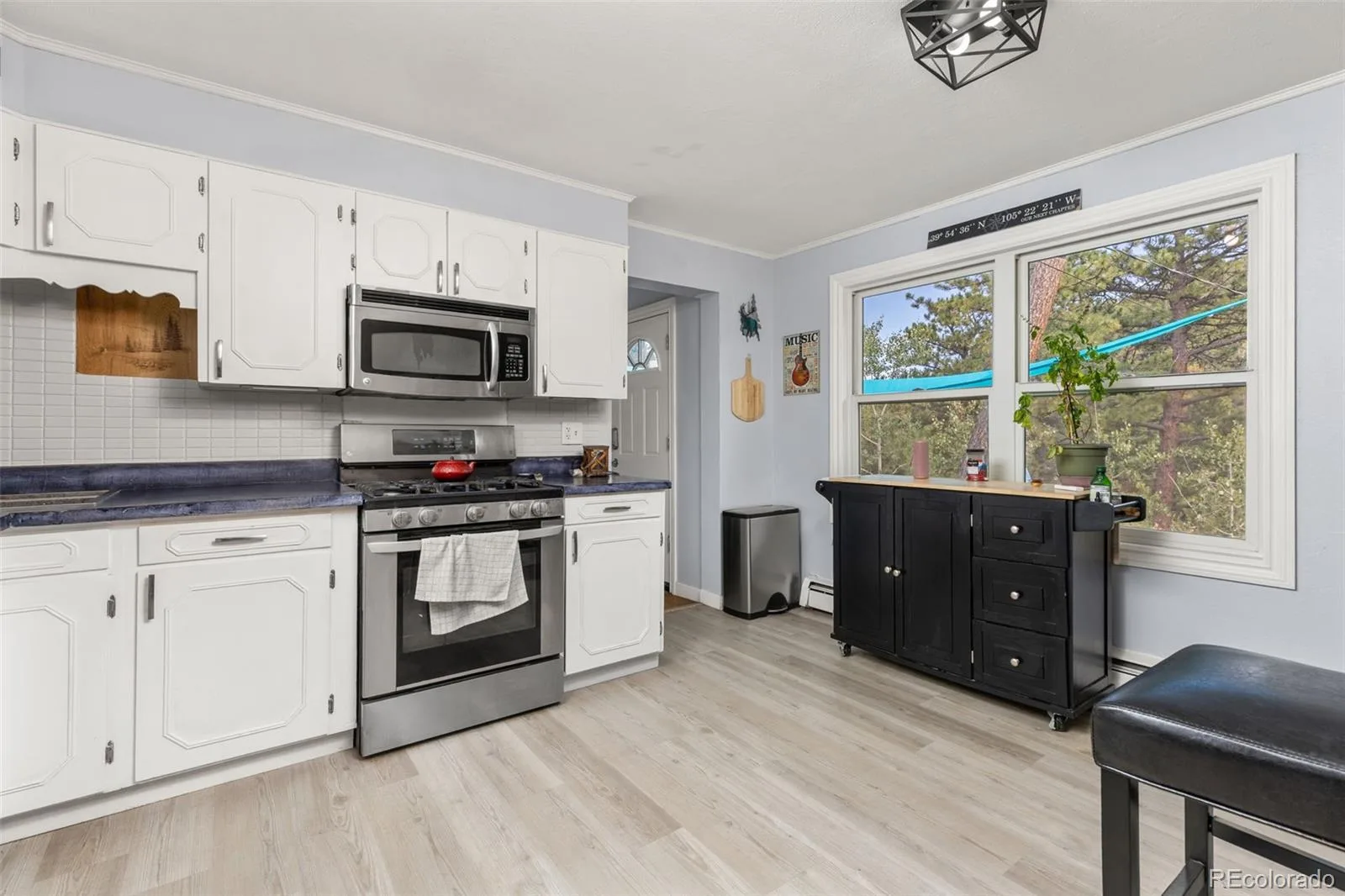 11827 Brook Road Golden CO 80403 | MLS #REC6318055 08192026152851 1600 12