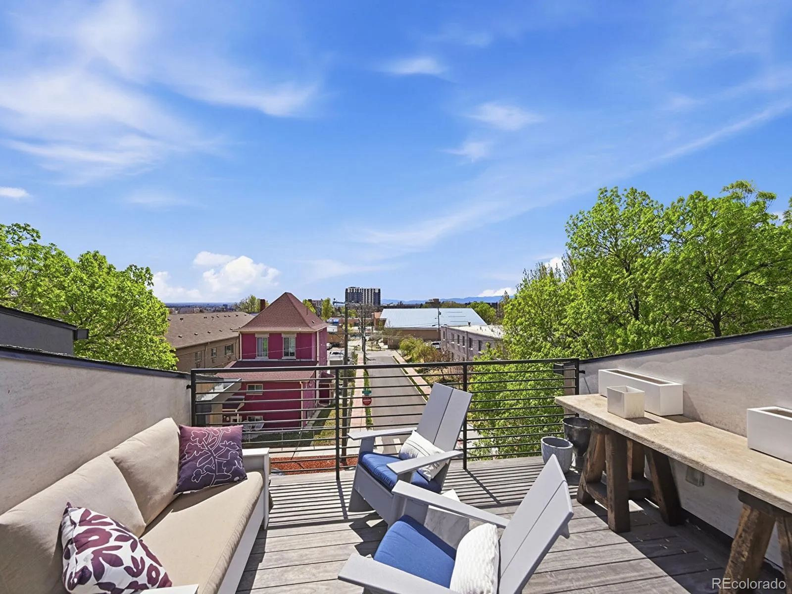 04172026022047 1600 35