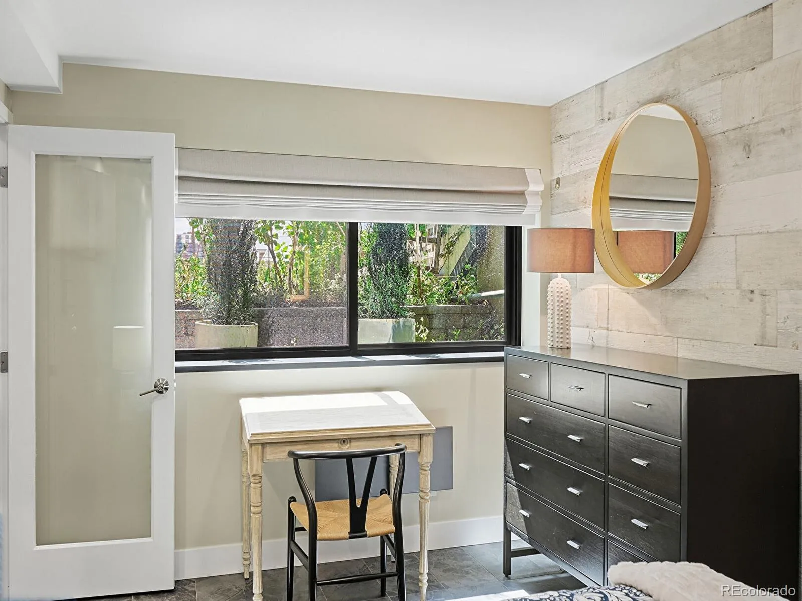 04172026022047 1600 40