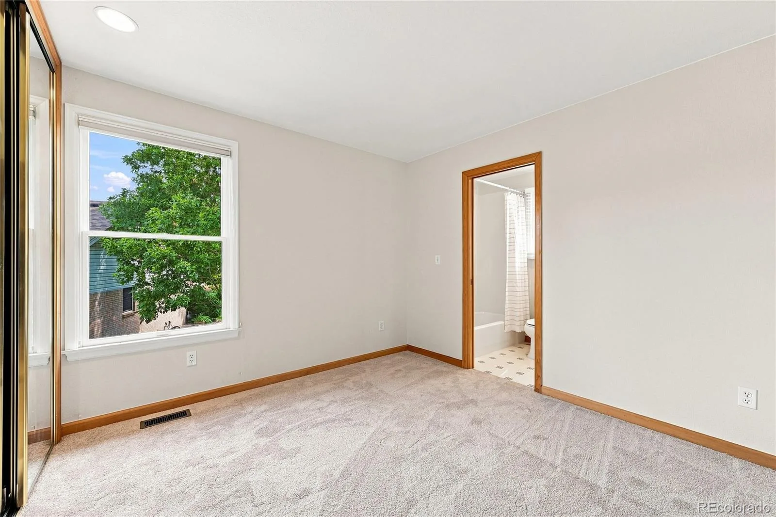 11349 E Louisiana Avenue Aurora CO 80012 | MLS #REC6322273 10092026210315 1600 26