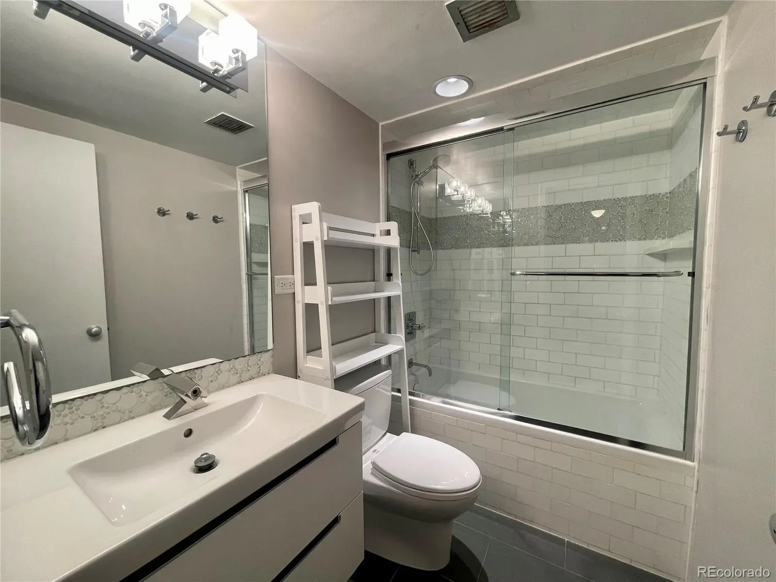 03252026130503 1600 20