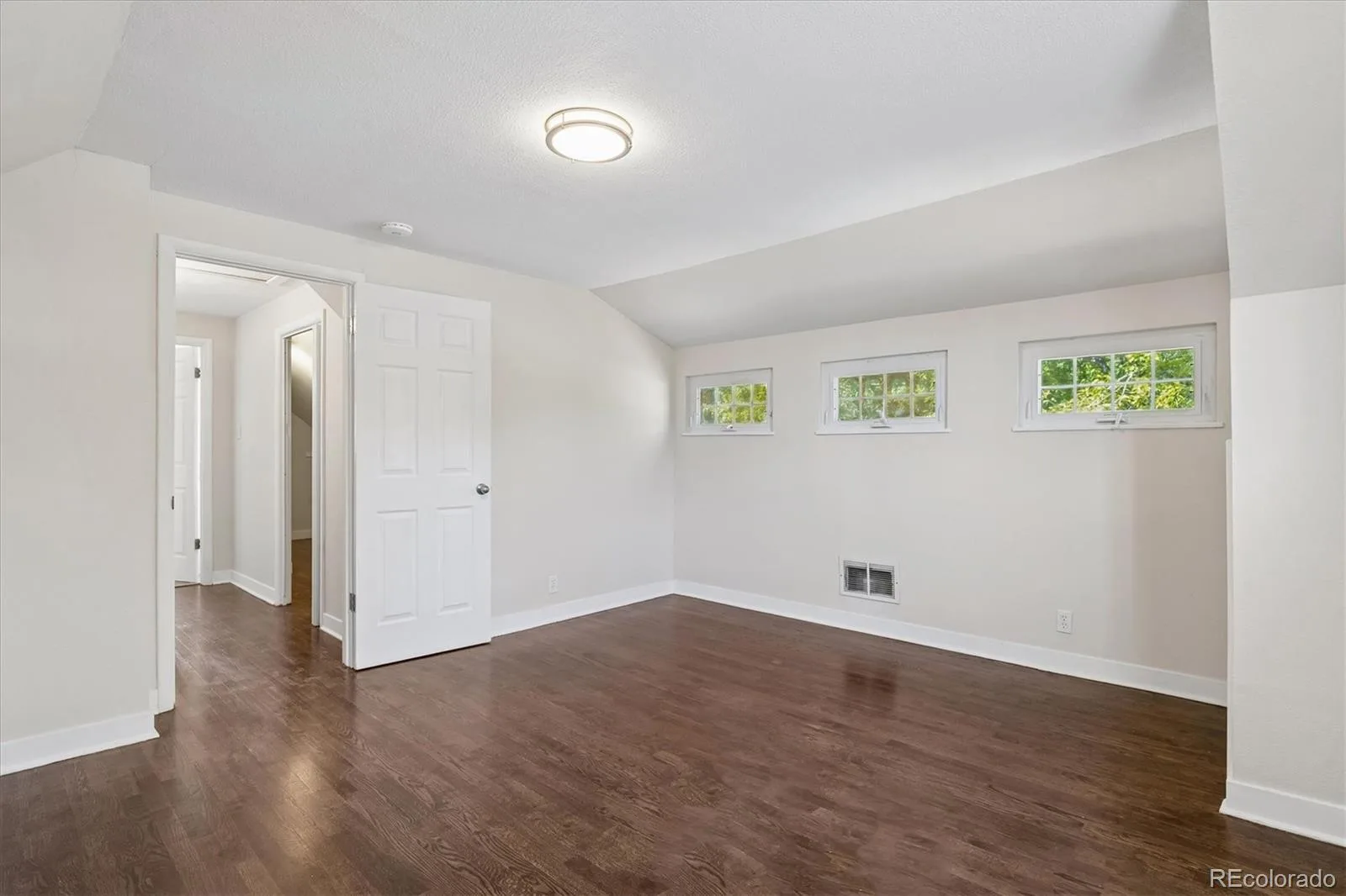 1186 Rosemary Street Denver CO 80220 | MLS #REC6322895 08042026200926 1600 14