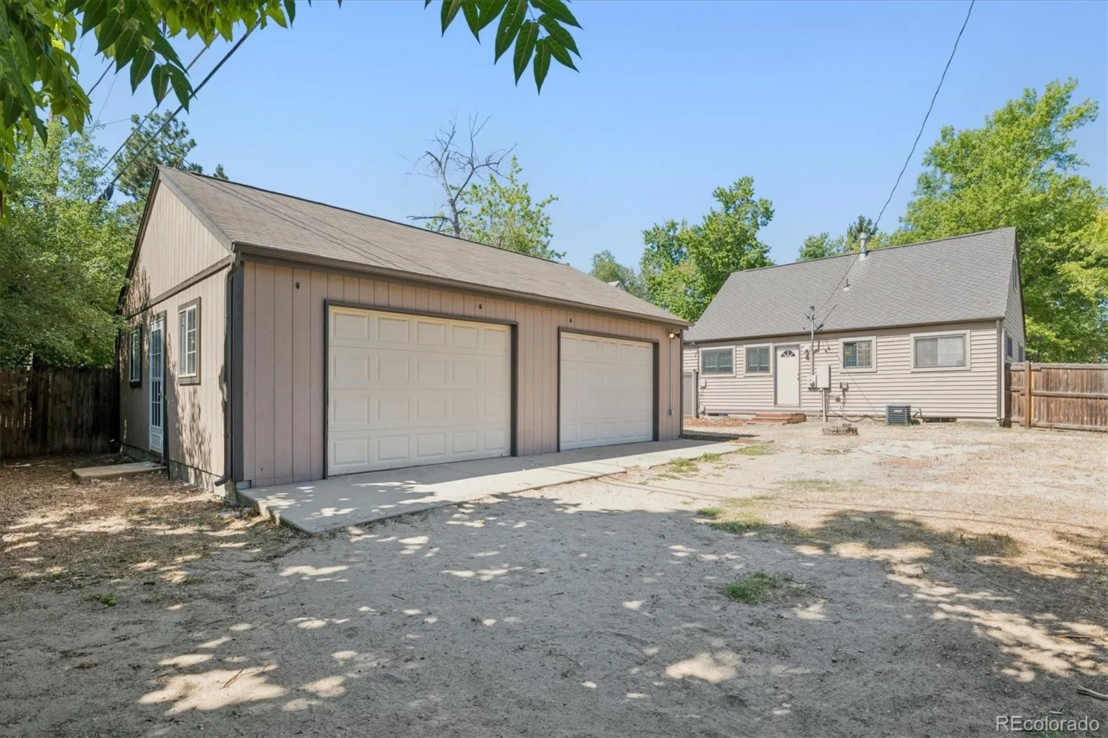 1186 Rosemary Street Denver CO 80220 | MLS #REC6322895 08042026200926 1600 21
