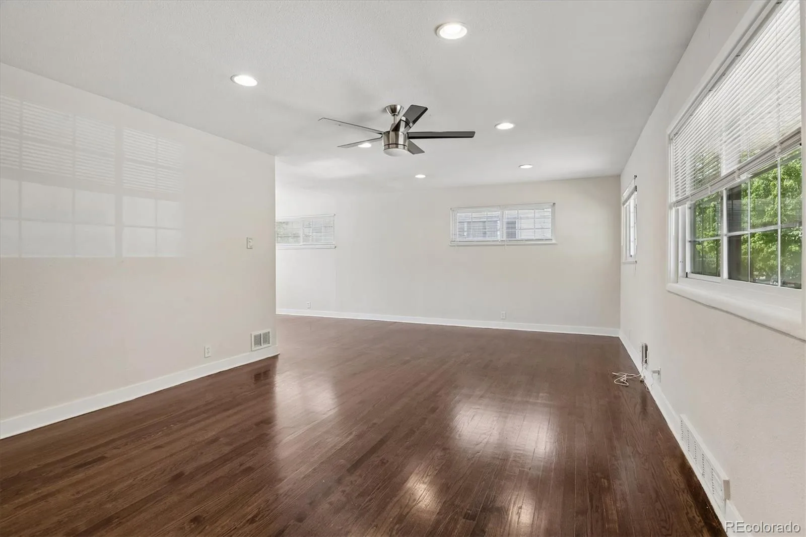 1186 Rosemary Street Denver CO 80220 | MLS #REC6322895 08042026200926 1600 3