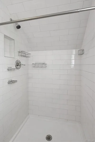 1186 Rosemary Street Denver CO 80220 | MLS #REC6322895 08042026200926 800 17