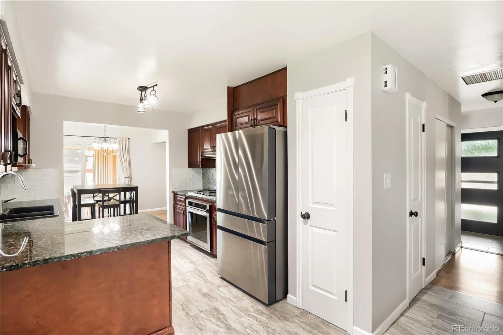 1558 S Gray Street Lakewood CO 80232 MLS #REC6325618 06112026211948 1600 12