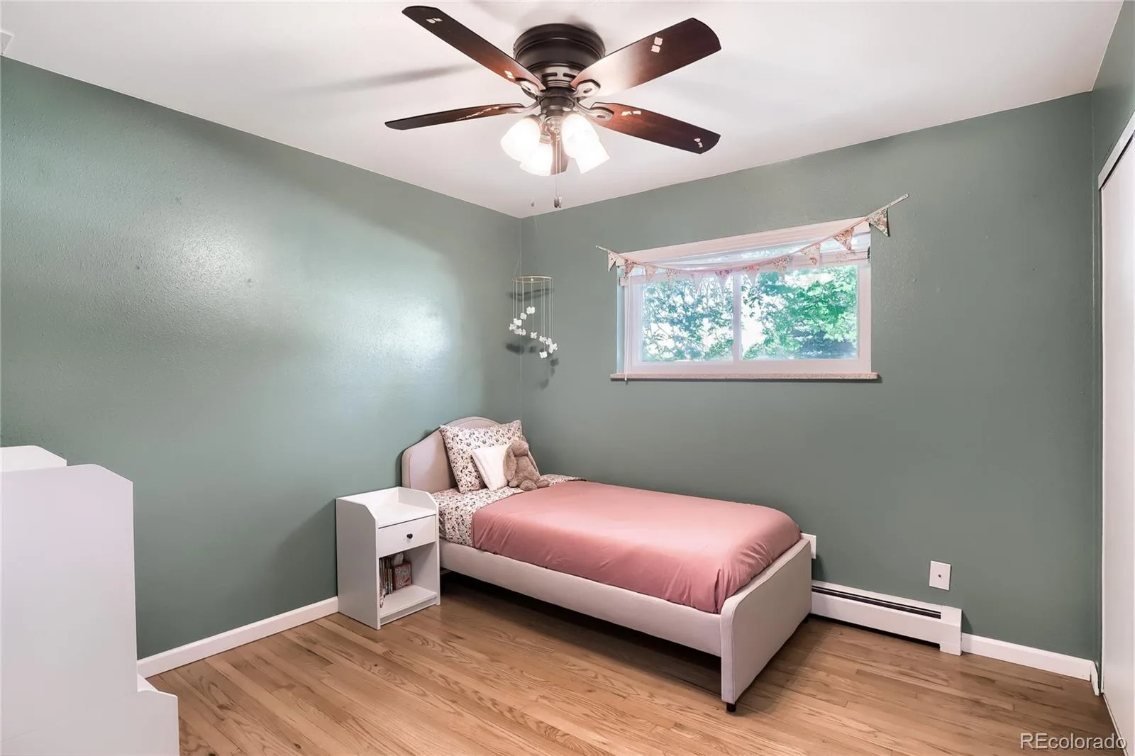 1558 S Gray Street Lakewood CO 80232 MLS #REC6325618 06112026211948 1600 22