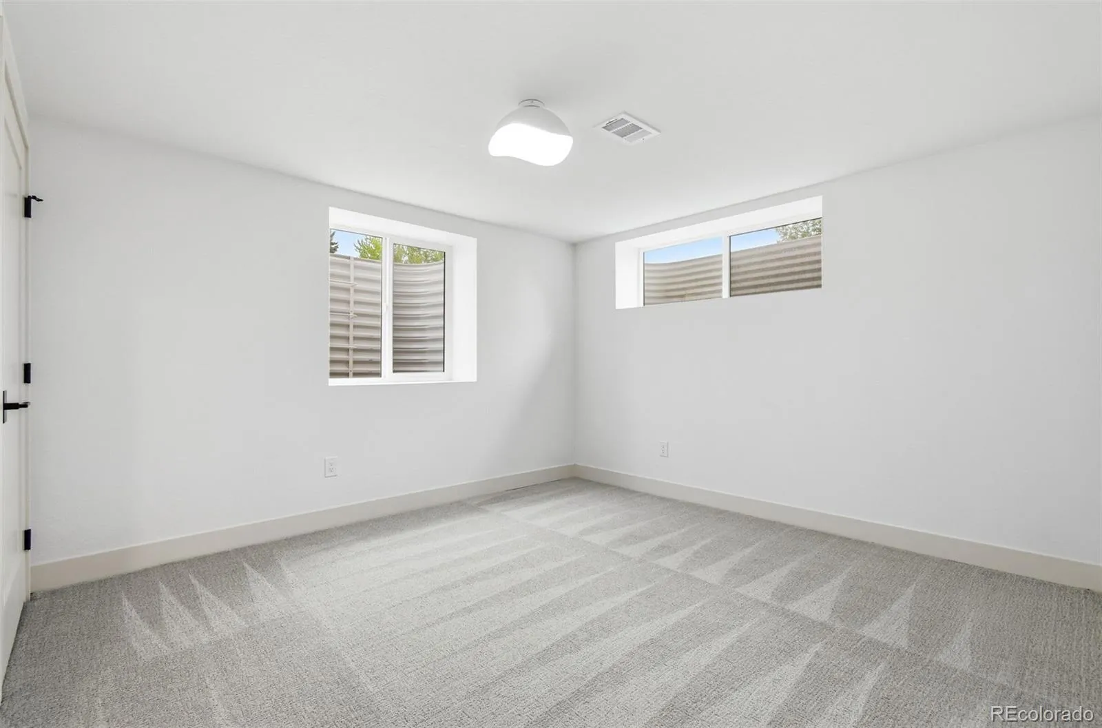 13050 Willow Lane Golden CO 80401 MLS #REC6326432 04232026213557 1600 31
