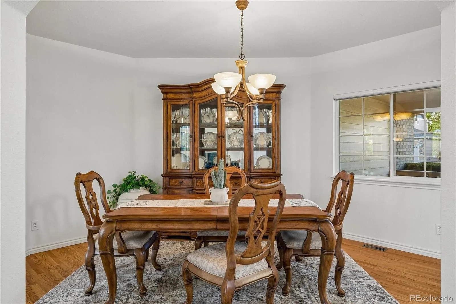 6578 S Rifle Way Aurora CO 80016 MLS #REC6328542 05122026230312 1600 9