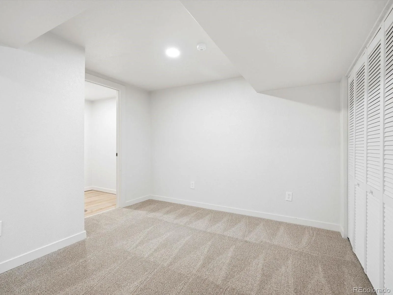 47 N Zenobia Street Denver CO 80219 MLS #REC6329341 07092026134627 1600 22