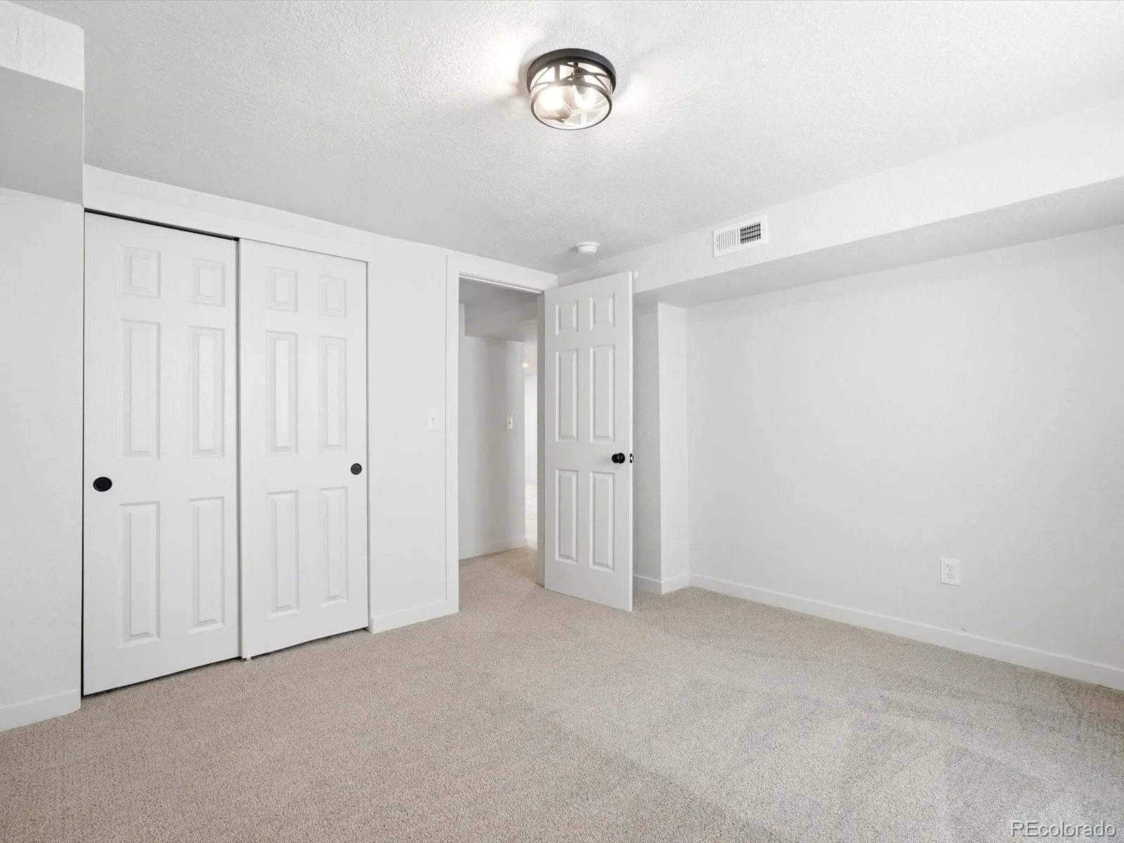 47 N Zenobia Street Denver CO 80219 MLS #REC6329341 07092026134627 1600 28