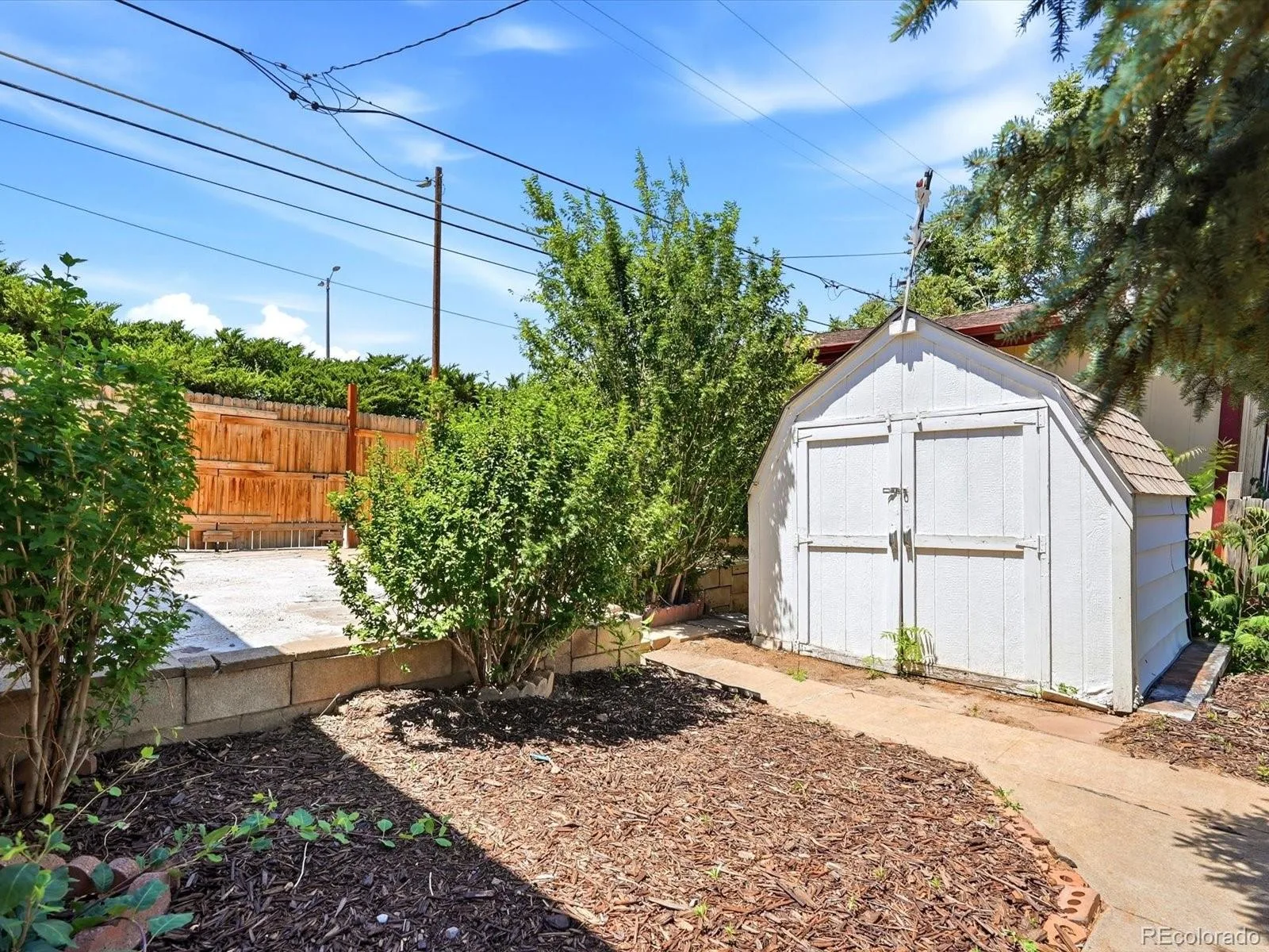 47 N Zenobia Street Denver CO 80219 MLS #REC6329341 07092026134627 1600 33
