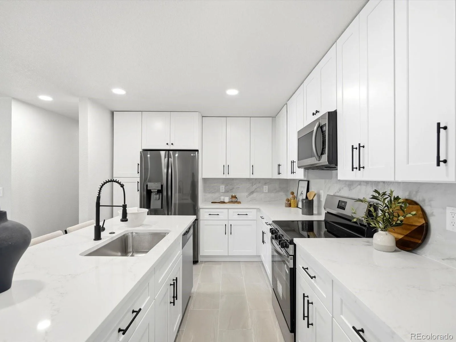 47 N Zenobia Street Denver CO 80219 MLS #REC6329341 07092026134627 1600 6