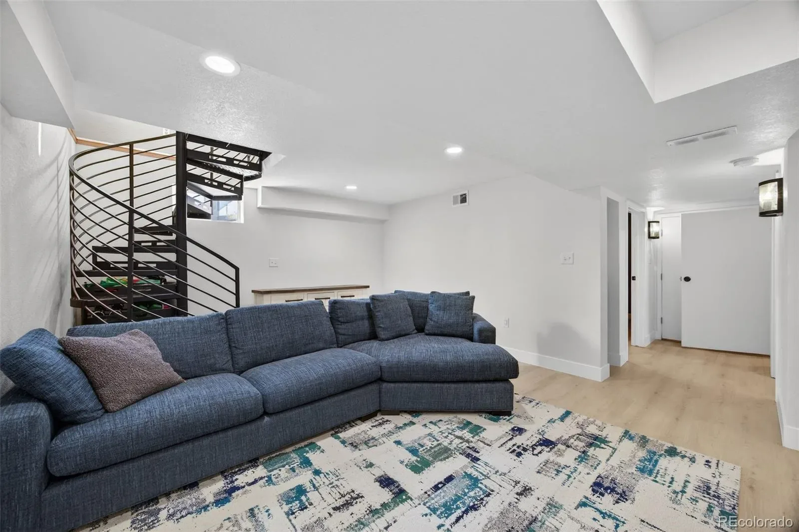 03112026030325 1600 18