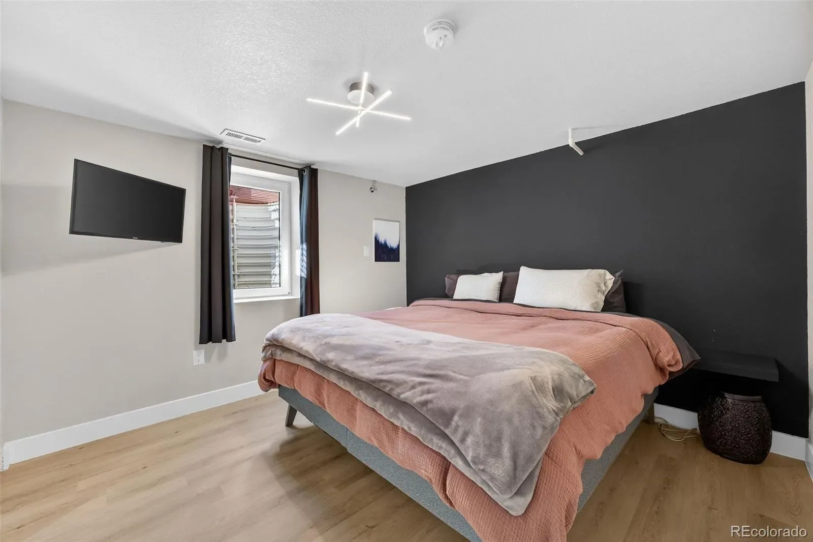 03112026030325 1600 21