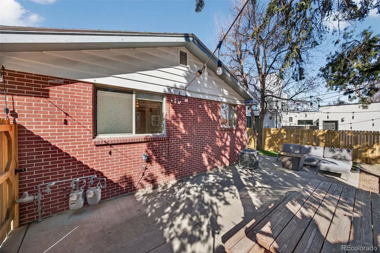 03112026030325 1600 25