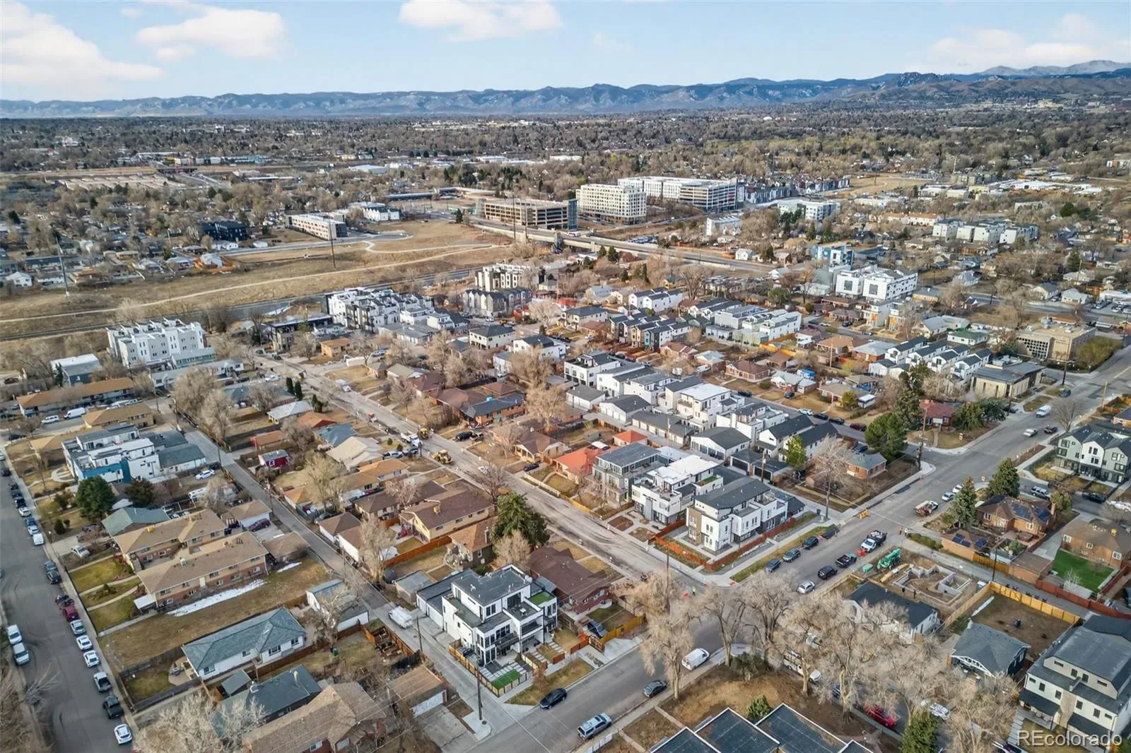 03112026030325 1600 32