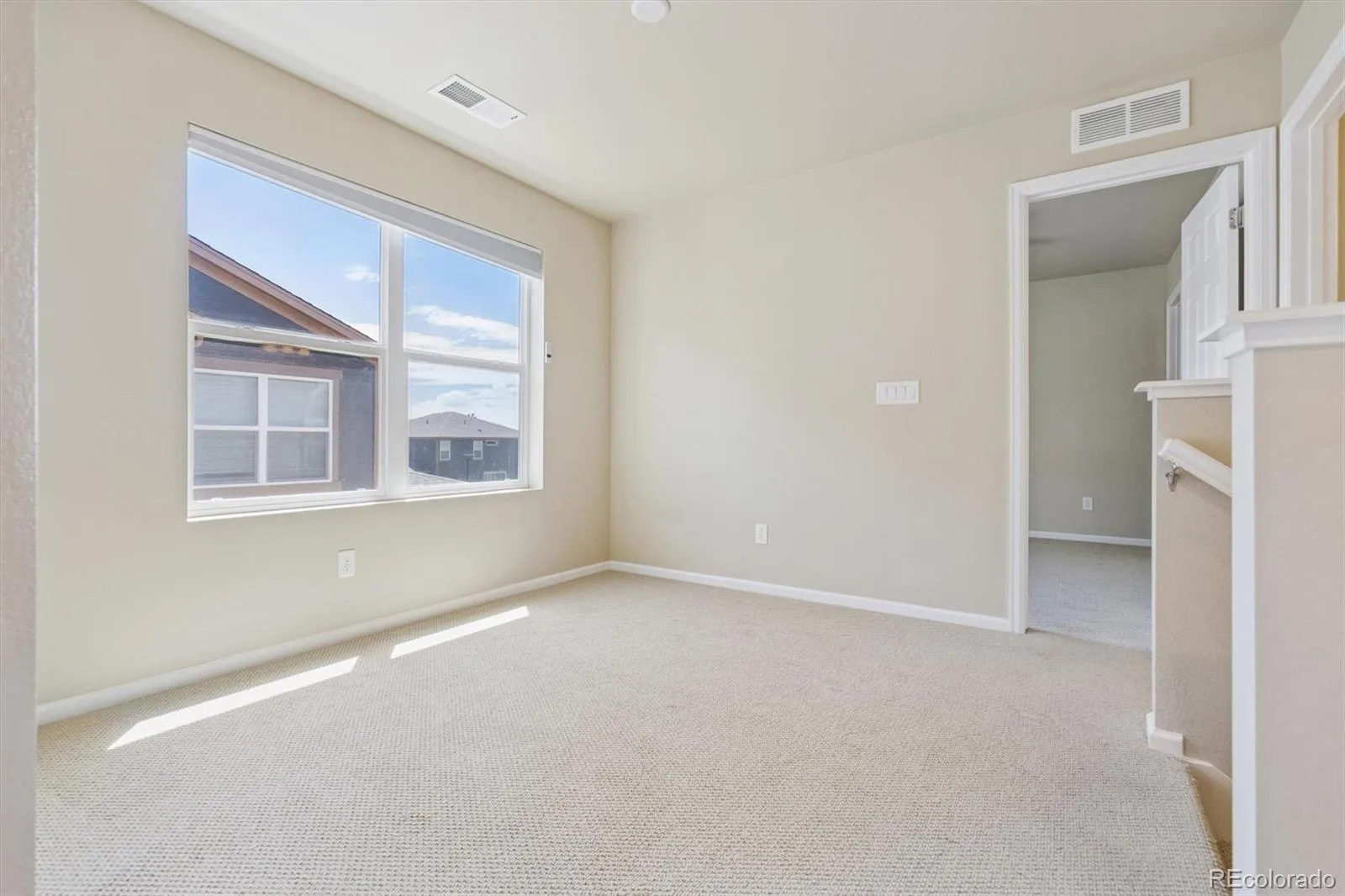 399 Courtfield Way Castle Rock CO 80108 | MLS #REC6331051 07242026174449 1600 21