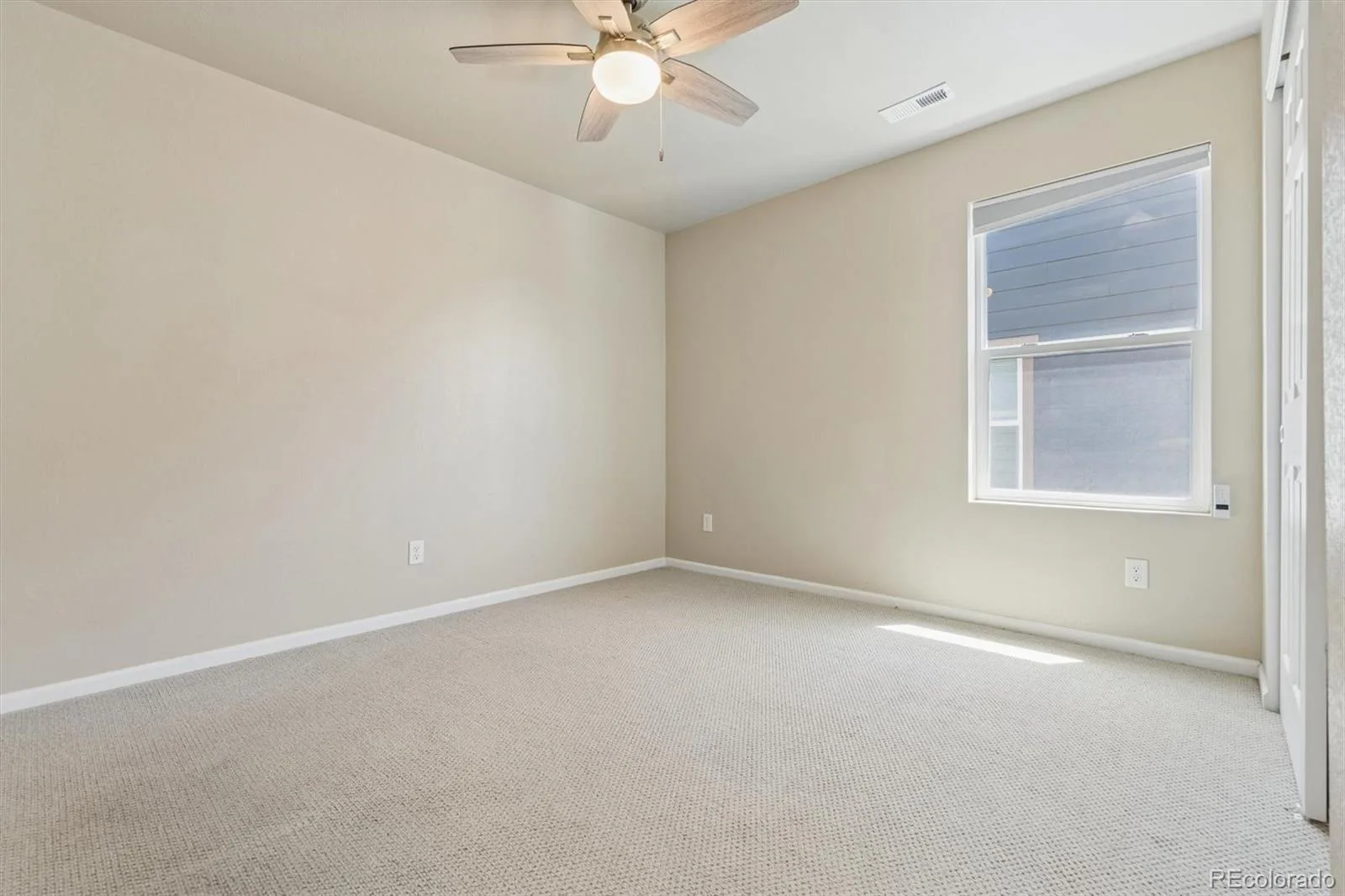 399 Courtfield Way Castle Rock CO 80108 | MLS #REC6331051 07242026174449 1600 24
